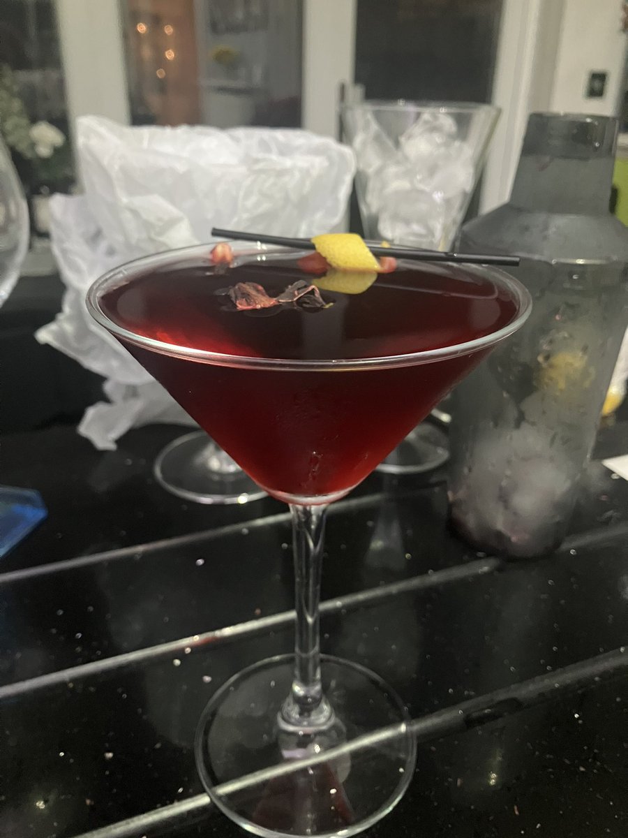 bev_oldham's tweet image. So if I can’t really open a cocktail bar I’m going to start pretending. A Midnight Martini with ingredients from @craftginclub 

Smells like #Vimto and tastes divine 😍