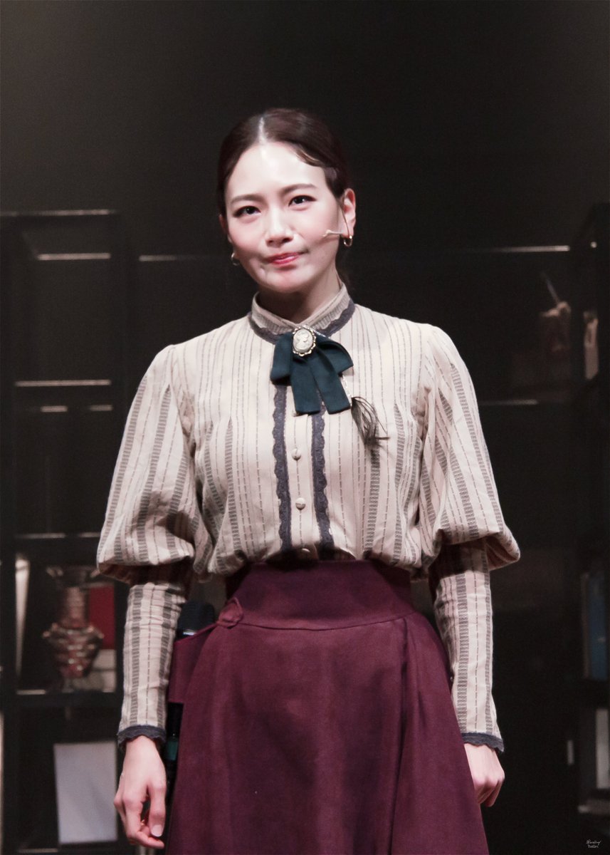 St_Ova_chok's tweet photo. 230101 웨이스티드 커튼콜 
샬롯 브론테 | #백은혜 배우님 https://t.co/nUIiwM2dBg
