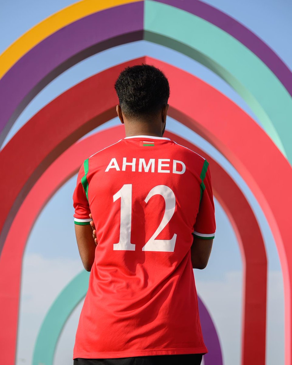 ahmed12kano's tweet photo. هذا من فضل ربي '' قبل كل شي ، فخور بكل ماقدمته لمنتخب بلدي ولمسيرتي الاحترافية الخارجية  ، انتهت مسيرتي في كرة القدم كلاعب وبكل تأكيد سأواصل رحلتي معها ولكن هذه المرة ليس داخل المستطيل الأخضر  ، شكرًا لكم جميعا من ال ❤️‍🩹، أراكم جميعًا على خير ⚽️🥹👋🏽

(٥/٥) https://t.co/CG0JjHUkNd