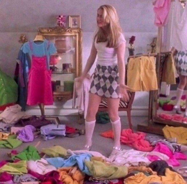 Giyecek hiç birşeyim yok...