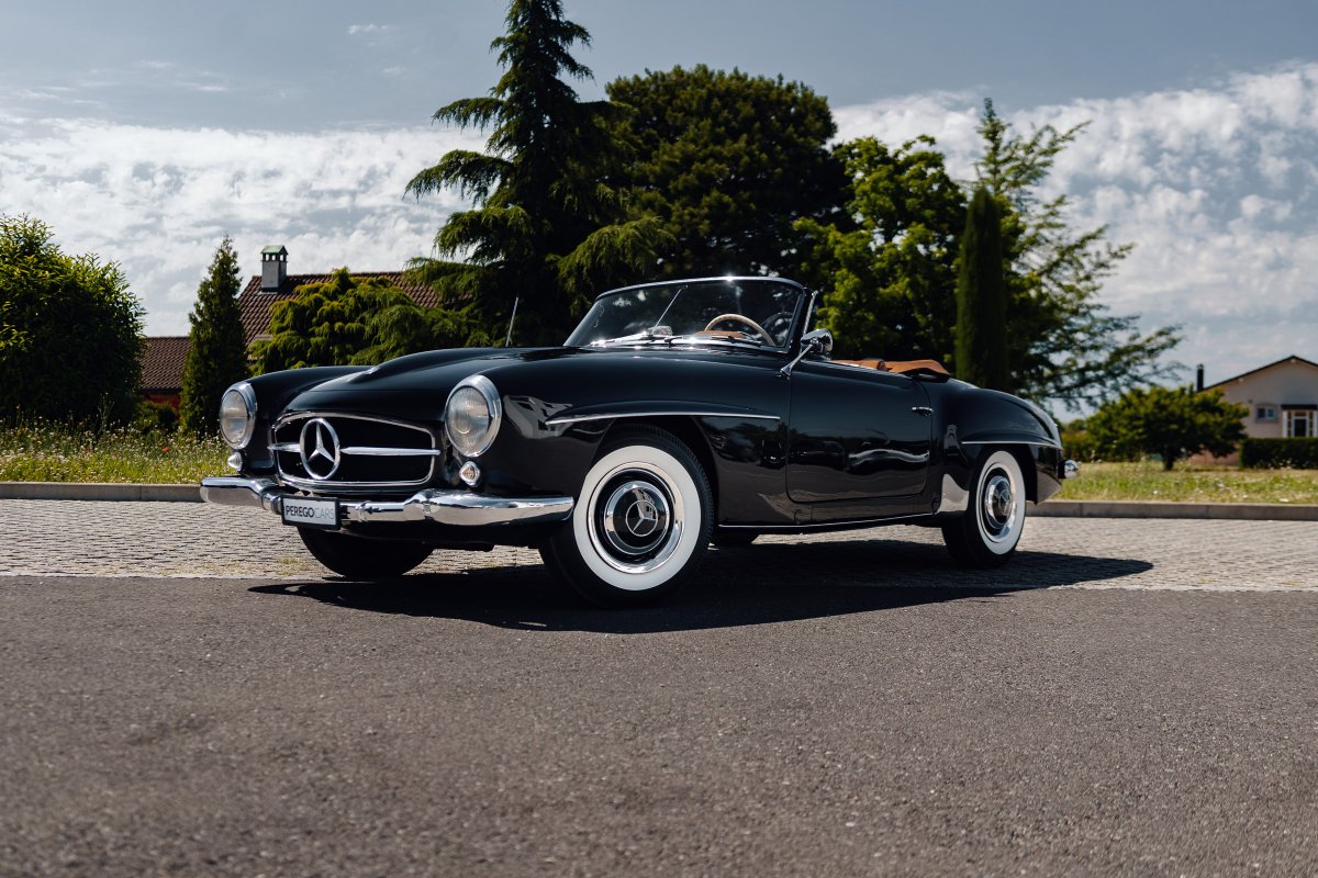 LienhardRacing's tweet photo. 1960 MERCEDES-BENZ 190 SL
CHF 114'900.–

Anbieter:
© by Perego Cars Sàrl, 1163 Etoy https://t.co/xj2OjUTlJI