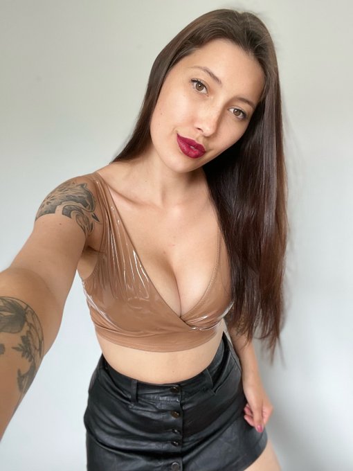 Do you like this top? https://t.co/ypr02U1Xbl