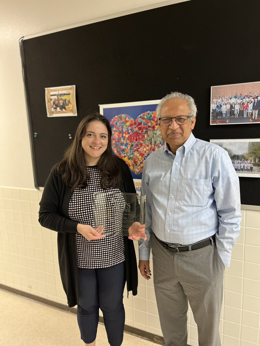 Afaf_Saliba's tweet photo. Happy holidays and happy new year to all #Twitter #ScienceTwitter Filled with #gratitude to my mentor Dr. #KumarSharma and #CenterForPrecisionMedicine and #TL1 #program #colleagues. @UTHealthSA @IIMSCTSA https://t.co/kiy13hee3w