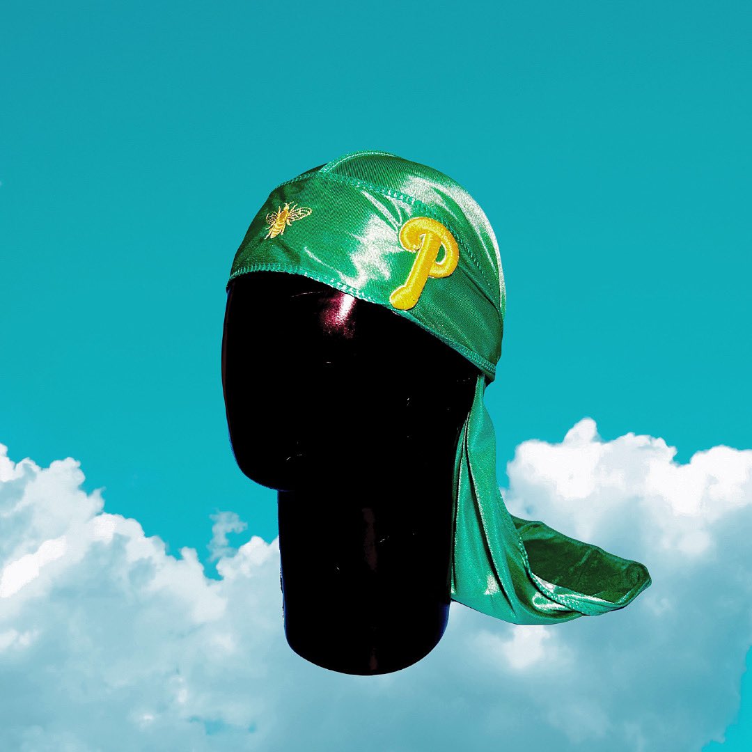 EmpireDurag's tweet photo. "Bees" https://t.co/Qtg0GWV0B8