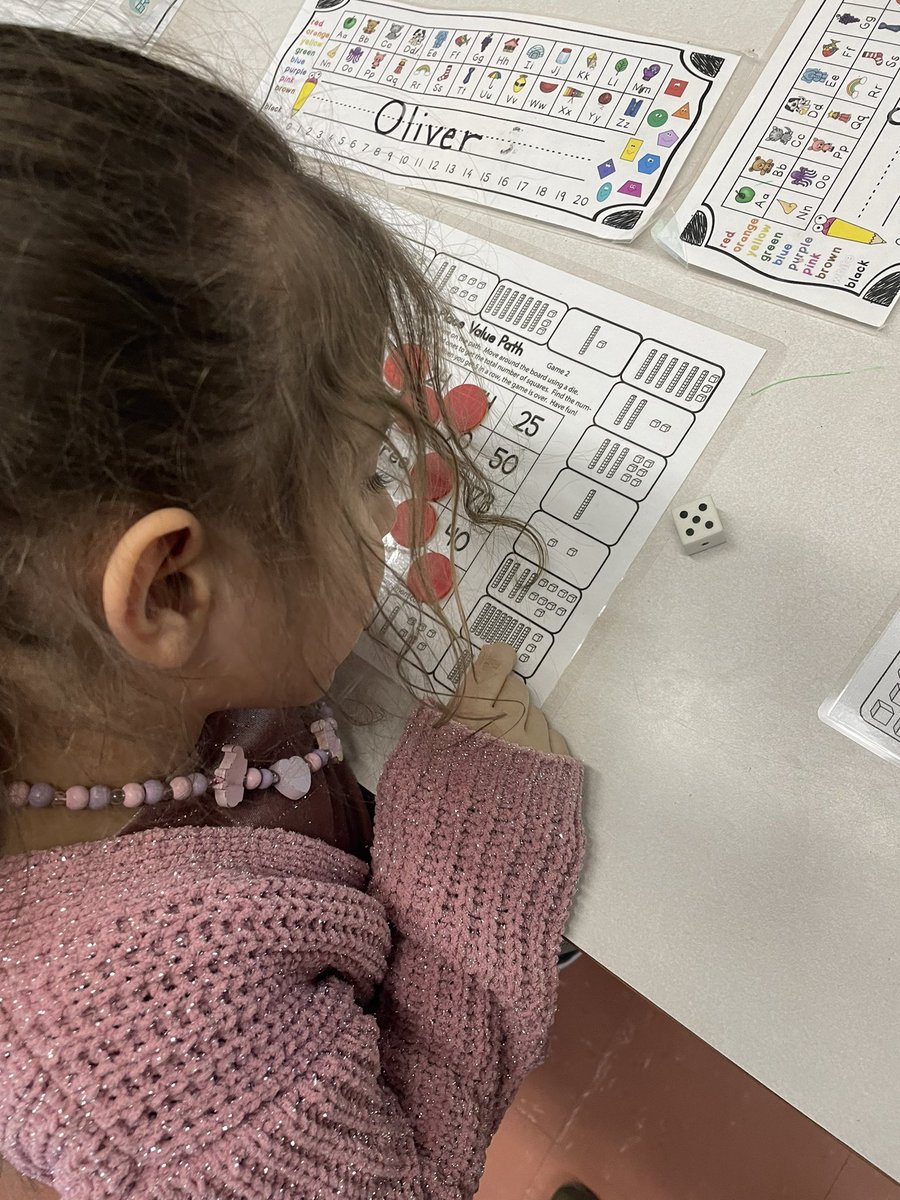 mrsbowesteaches's tweet photo. On Friday we worked with Math coach @BrandyNagy to co-construct expectations for during Math Centers. Students then got into their colour groups and worked through review activities focusing on patterns, measurement, place value, skip counting and numbers to 100. #centers #review https://t.co/b5L7W39LXl