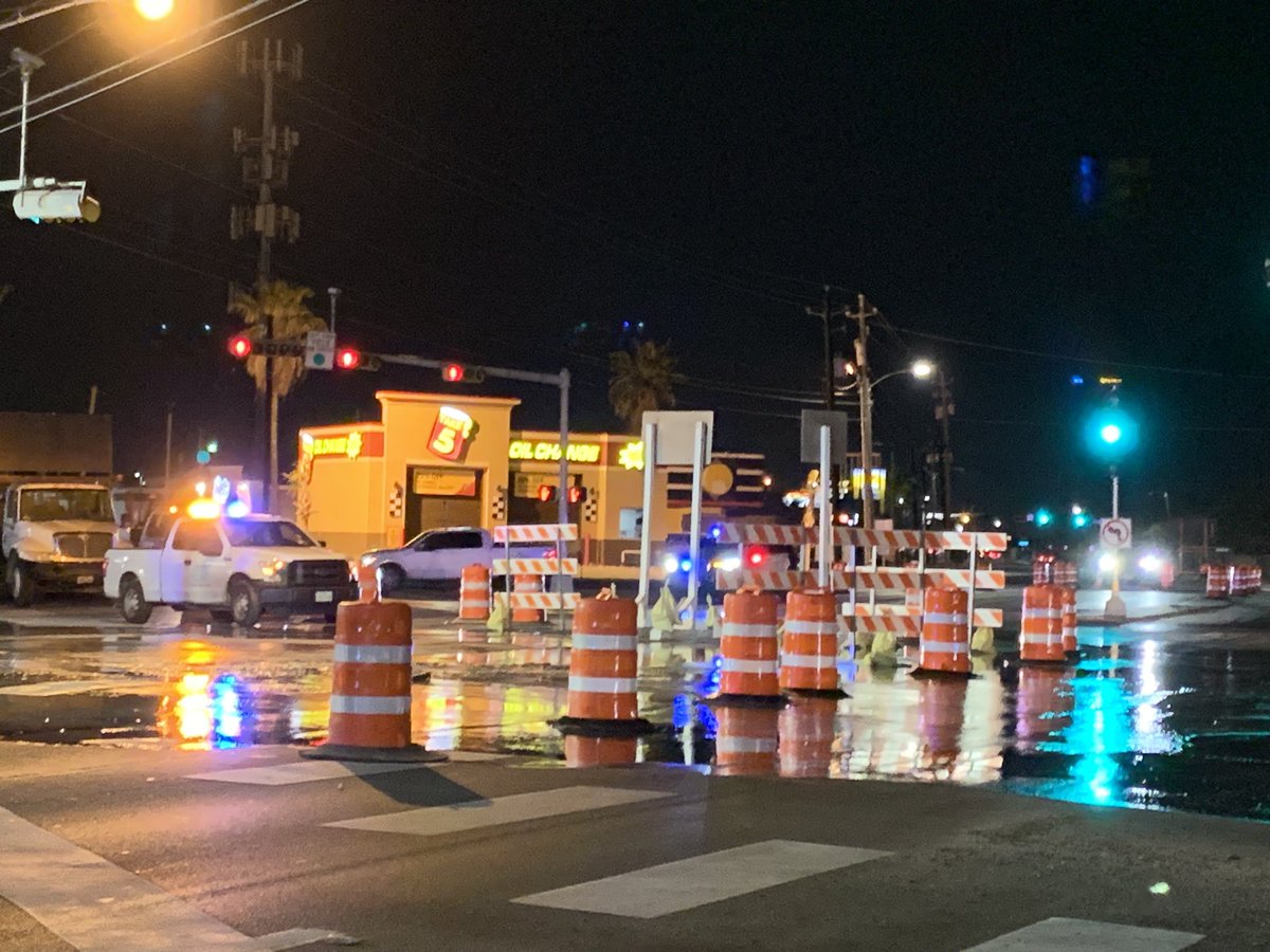 Chingona73's tweet photo. @cityofcc what’s happening at staples &amp; mcardle? https://t.co/ZOzBGtk0Pf