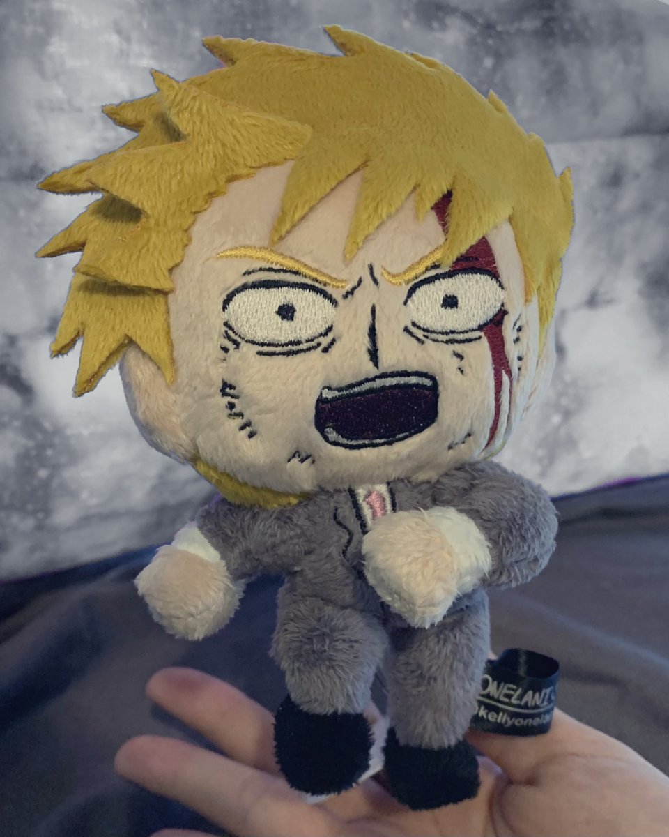 kellyonelani's tweet photo. “Mob! Wait! I have something to say to you!” #mp100 https://t.co/9GVZtWOW95