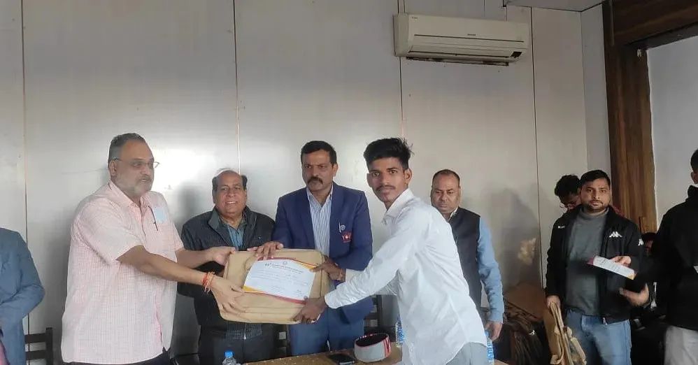 nss_sam_group's tweet photo. जय हिंद 🇮🇳

44th All India public relations conference certificate and kit distribution ceremony 

#NSSCellgovMP
#nsssamgroup
#NSSIndia 
#nss_sam_group 
#nsssamgroup
#NssMPOU
जय जगत ✨ https://t.co/l5keEI4EMx