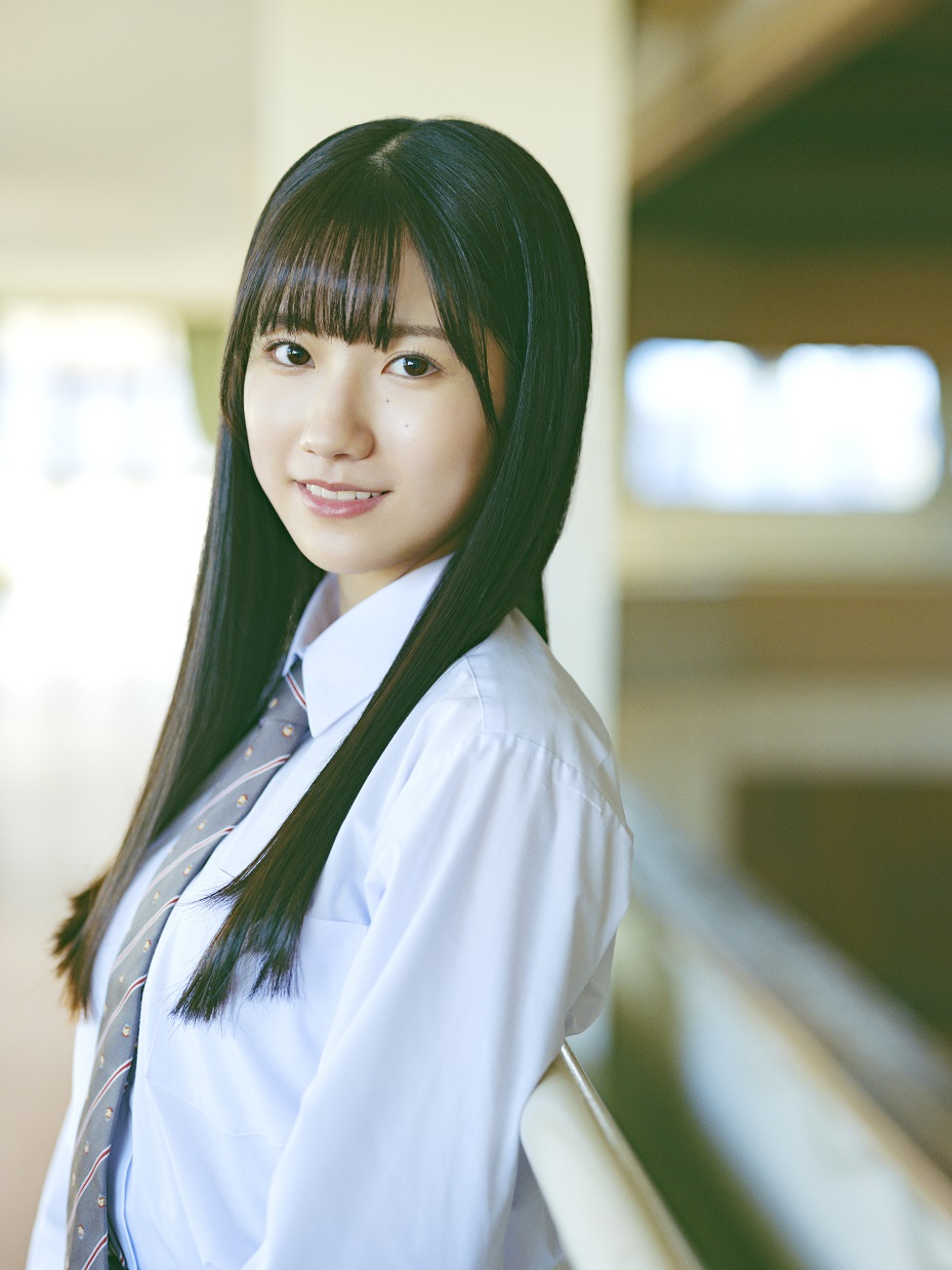 櫻坂46 小田倉麗奈 直筆サイン生写真 三期生ブックレット衣装　ヒキ 61yWPW1-vhL._AC_SY200_QL15_.jpg
