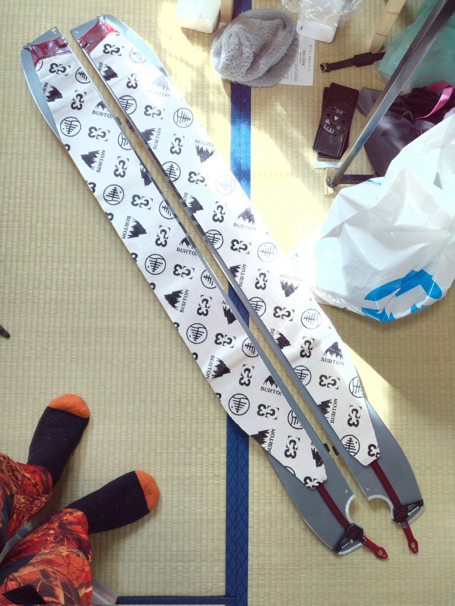 kamatoeic's tweet image. スタバなう
#chimerasnowboard #sparkrandd #G3 #climbingskin