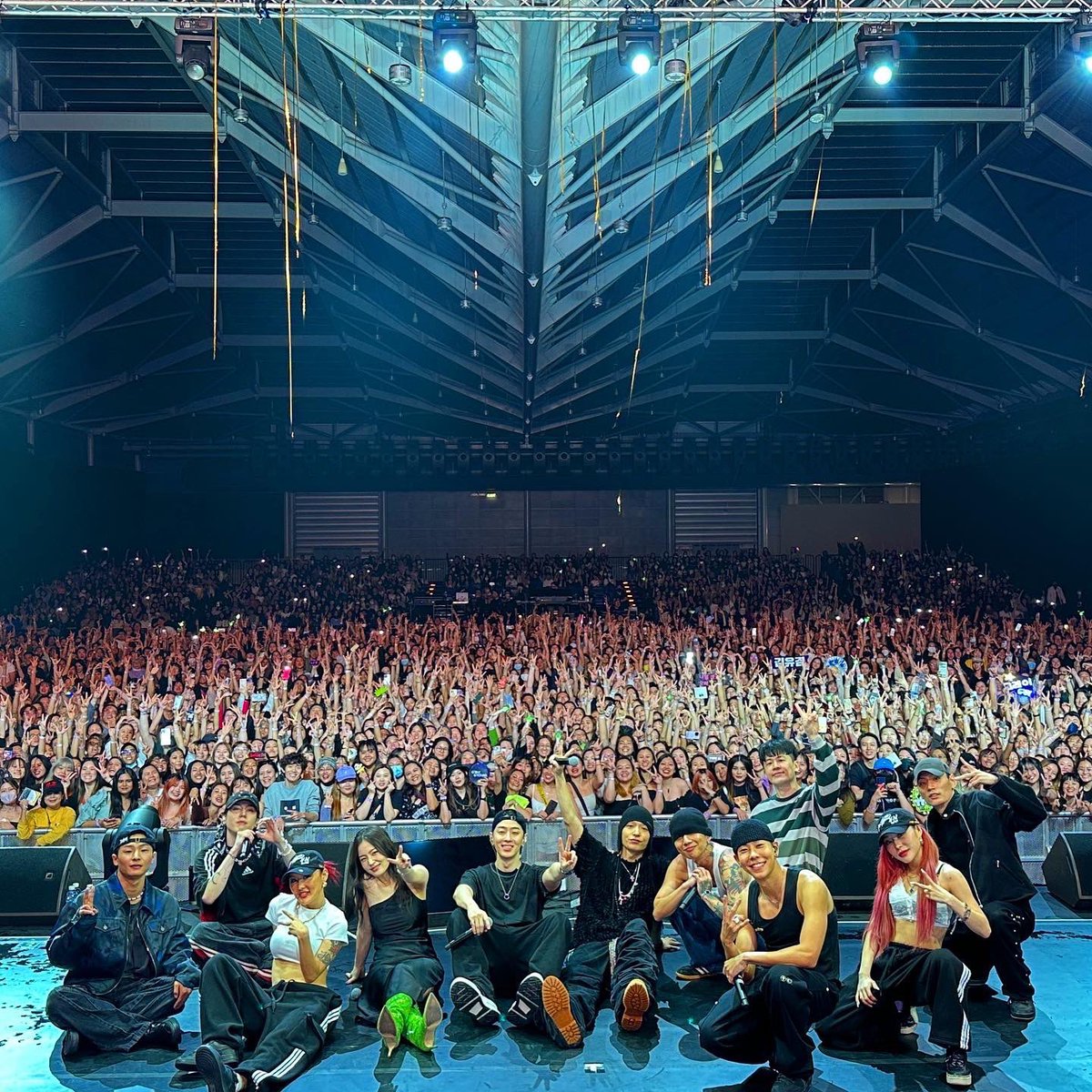 What a great show! Thank you for having us, Singapore. 🫶🔥🐥🙏🇸🇬