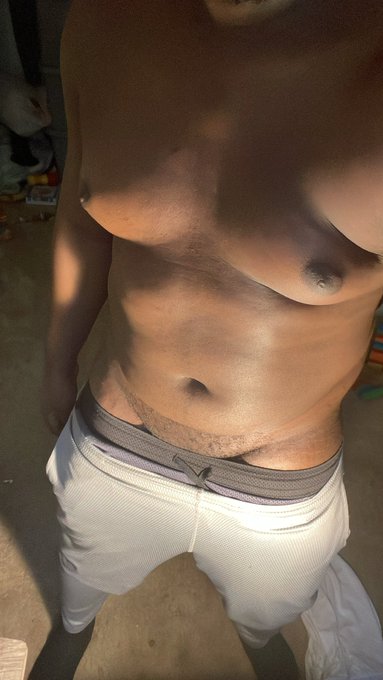 Dregg Ackies’s pics and videos