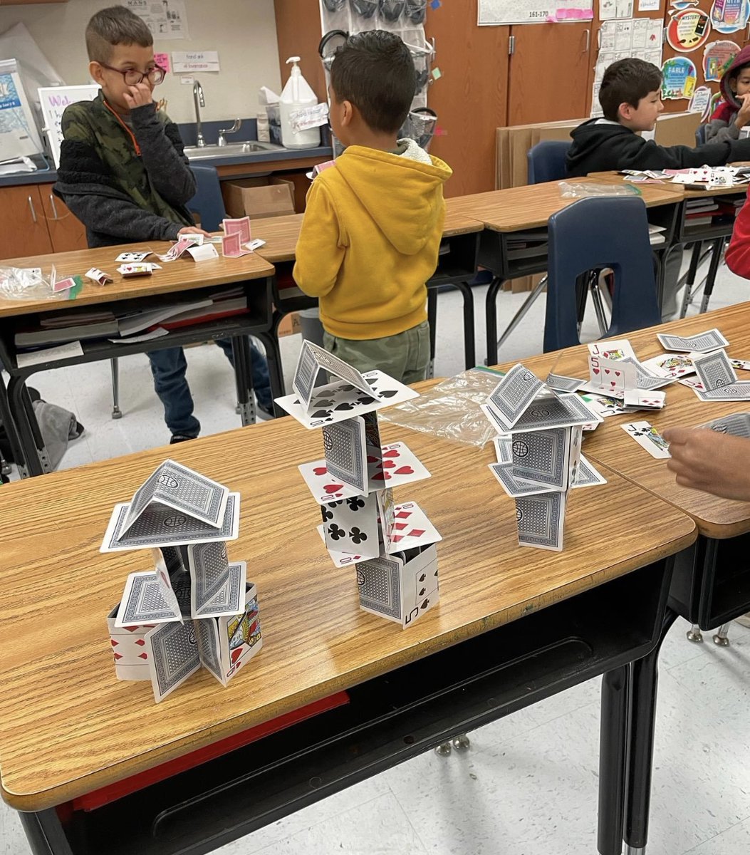AContrerasFWISD's tweet image. STEM Classes at SLQ! Our students enjoyed creating and findings ways to sustain their deck houses! Way to go students!
#SLQ #fwisd #stemclasses
@jillbalzer @ameliacortes23 @MrsArriola_MEd