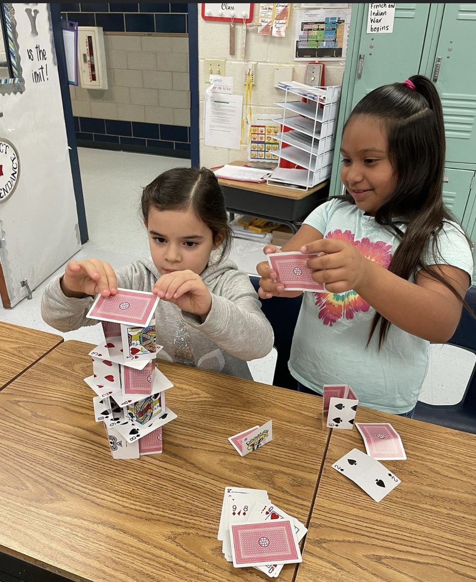 AContrerasFWISD's tweet image. STEM Classes at SLQ! Our students enjoyed creating and findings ways to sustain their deck houses! Way to go students!
#SLQ #fwisd #stemclasses
@jillbalzer @ameliacortes23 @MrsArriola_MEd