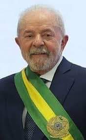 O la democracia (las democracias) se defiende con determinación, firmeza y rigor legal o volverá la negra noche del fascismo.
Caiga el peso de la ley a los golpistas..
¡Todo el apoyo al pueblo brasileño y a su recién elegido Presidente!
#LulaPresidente 
#FascismoNuncaMás