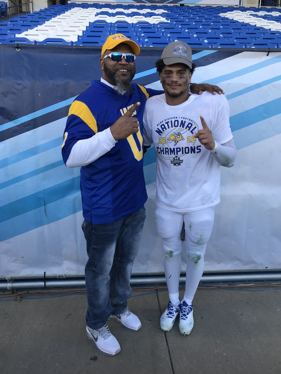 LHSIrish's tweet photo. A successful weekend for a couple of Irish Alums. 

Peep 👇 (2 of 2)

Daeton Mcqaughy (2020) and his @GoJacksFB  teammates claim the D1 FCS National Title 🏆🏈🏆🐇

☘️ 💪 - Who’s next from Lafayette?!? https://t.co/aOC5p8c9XT