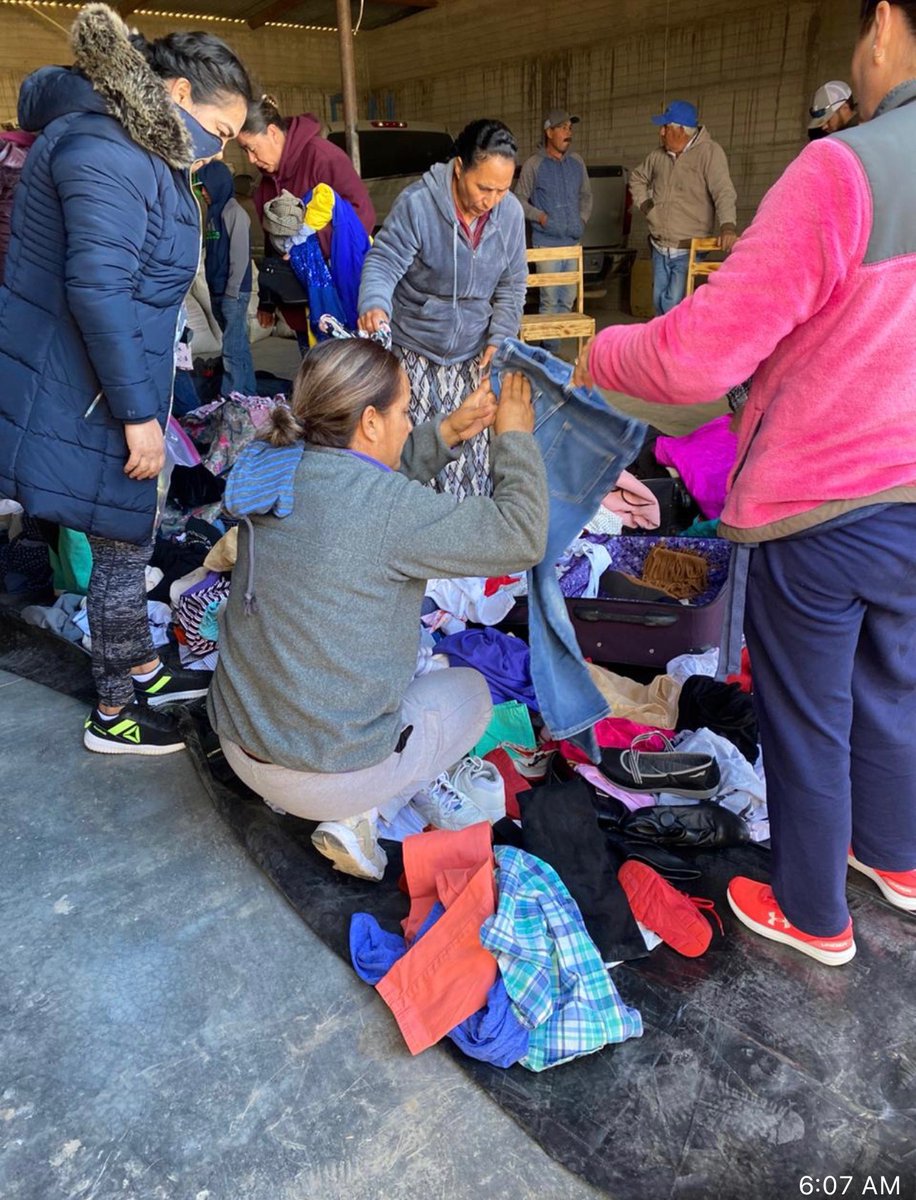 SartanX's tweet photo. On this last day of the joyful Christmas season, we’re recognizing the service work of ORCA & the generosity of the Pius community. The club collected clothes for the town of Alamos de Cerro Prieto, Chihuahua. Everyone was so thankful for the donations! #SPXService #SartanService https://t.co/ffAwbNIaPi