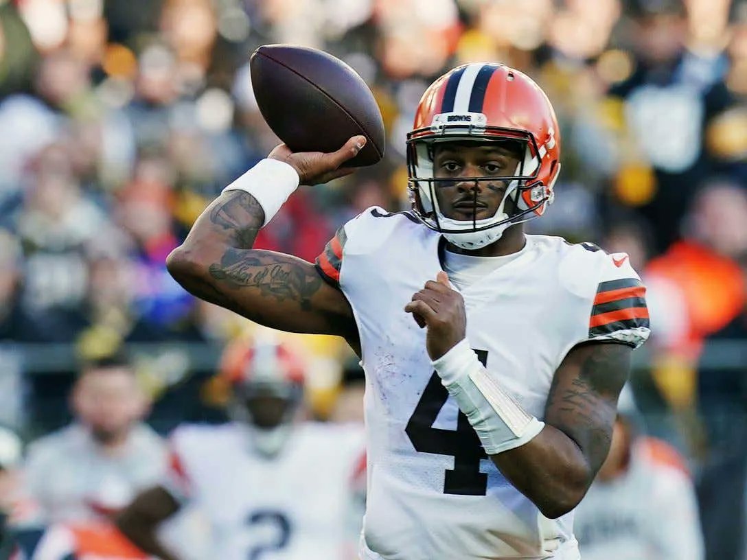 Don't Cry Because The Browns Season Happened, Smile Because It's Over barstoolsports.com/blog/3451357/d…