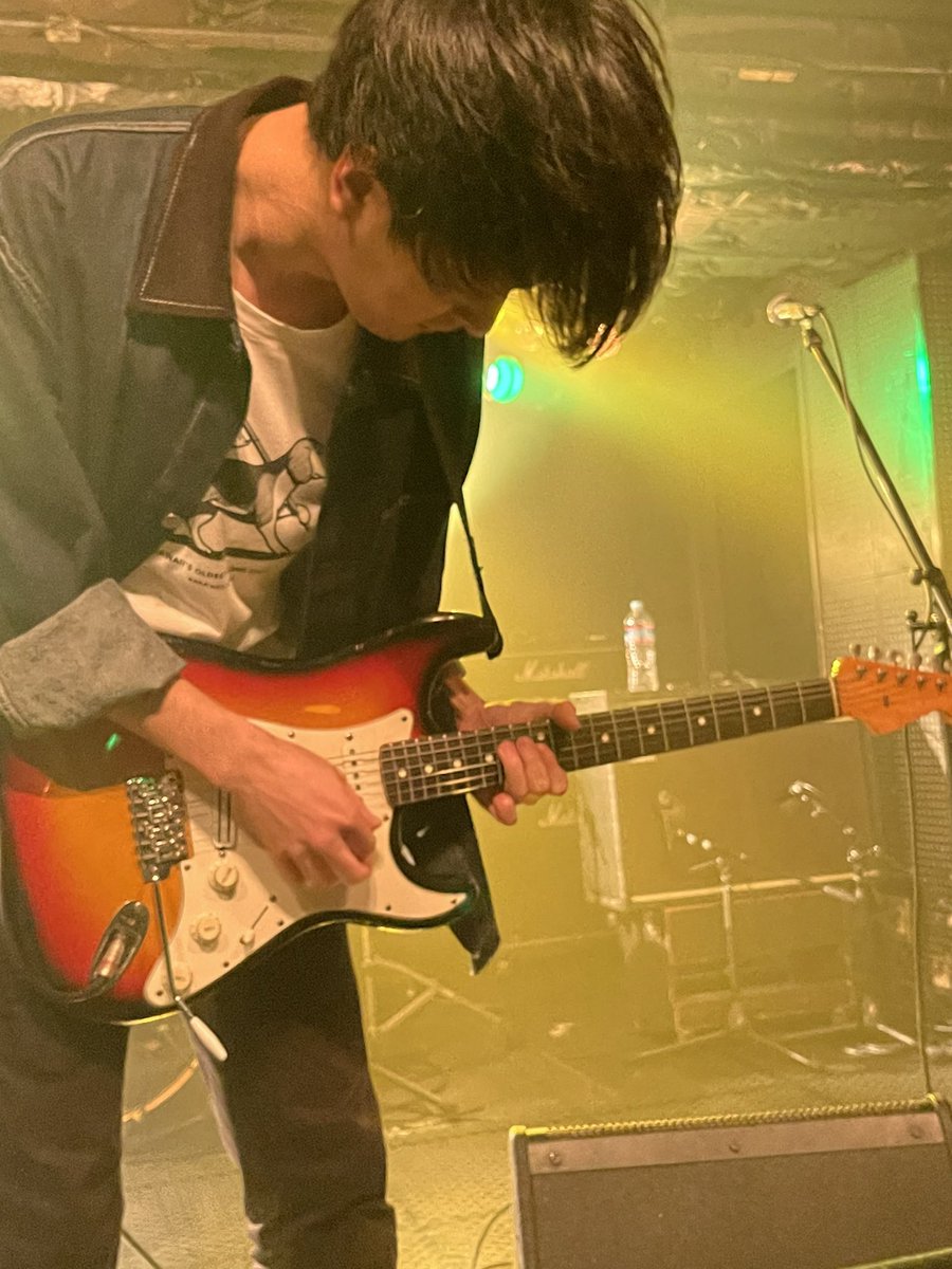 akemi_destroy's tweet photo. akemiが2023年初ライブだったわ！
見てくれたみんなありがとね〜〜💐ライブ久しぶりって言うわりには、熱い演奏するじゃない！今年、またライブや��てほしいわね〜〜

公式(@akemi_official )とは別に、お客さんにいただいた写真載せるし、嬉しいツイートはRTしちゃうわ！

#akemi 
#akemi_band https://t.co/oFohVcKHMy