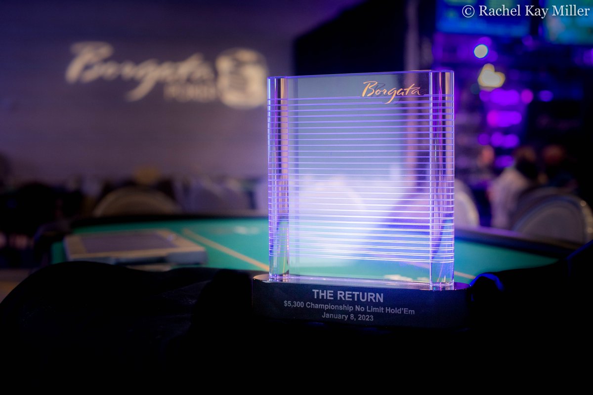 RachKayPhoto's tweet photo. This trophy is sexy. #thereturnborgata https://t.co/JSxh3RAXUl
