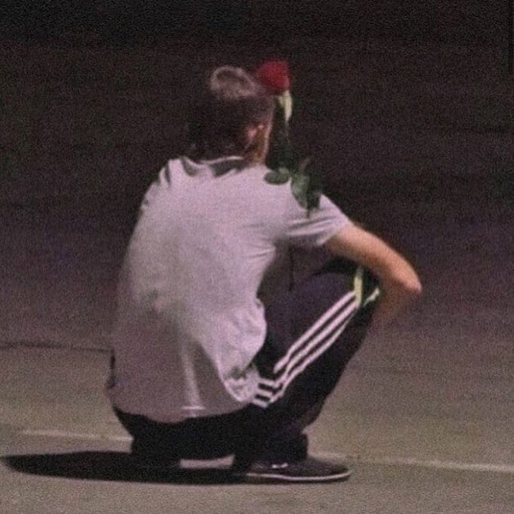 her insan imtihan edilirmiş bana senin sınavında kalem bile vermediler