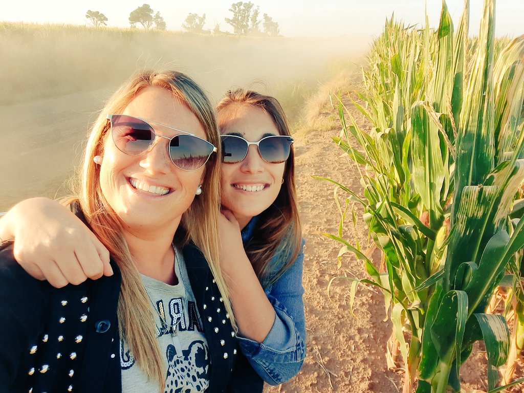 Quedate con la amiga que va a juntar choclos con vos después de la joda 🤣