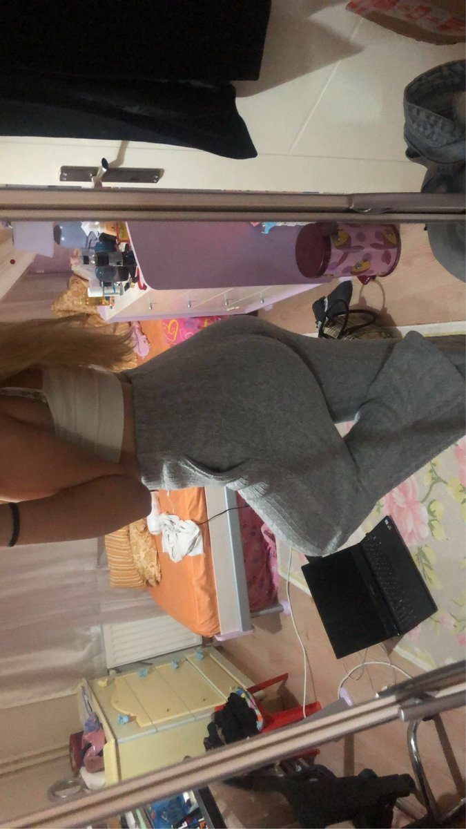 anncyy02's tweet photo. ako zelis moj nudes retvituj i zaprati me na instagramu anncyy02__ https://t.co/PpUODEDghz