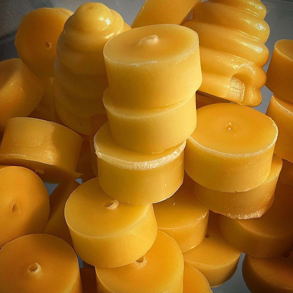 sweetpurehoney's tweet photo. I always feel better when I make fresh beeswax candles! Order Today https://t.co/gPzhumGOLH https://t.co/FCWFPPXsaM