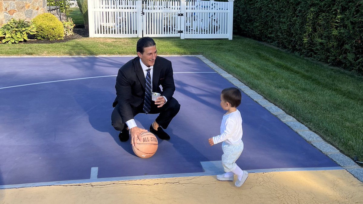 To all the dads out there are exhausted but continue to pull through each day for your children.. Keep going and never doubt that you are good enough 👊🏼