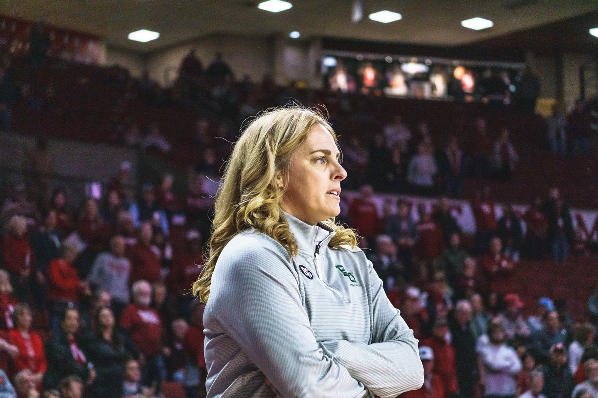 Two top-25 wins. 
In consecutive games. 
On the road. 
For the first time in program history. 

Year ✌️ is off to a 🔥 start for <a href="/NickiCollen/">Nicki Collen</a>! 

#SicEm | #GreaterThan