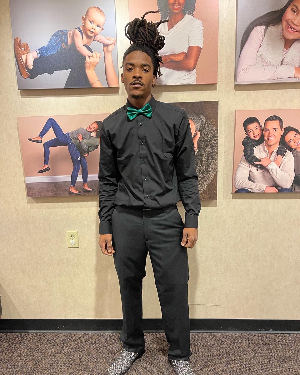 Yeah_AtsTony's tweet photo. 🤞🏾💚 https://t.co/WM3g3VHLgF