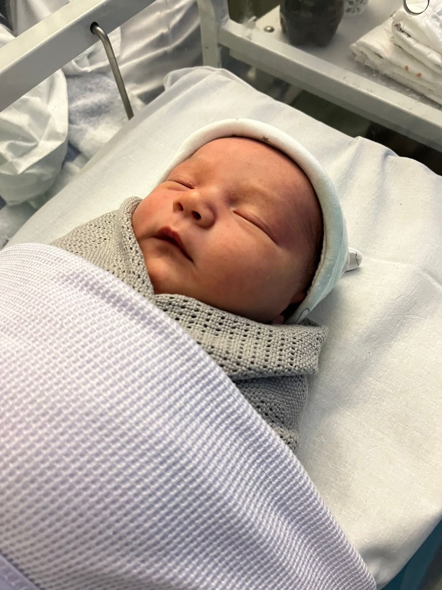 🐻Teddy Jack Cooper🐻 @Wez2k and I welcomed our beautiful baby boy into the world on Wednesday 4th January at 19:22pm and weighing a chunky 8lb 15.5oz ❤️ I couldn’t be happier or more in love with both of you, my heart is so full ❤️
