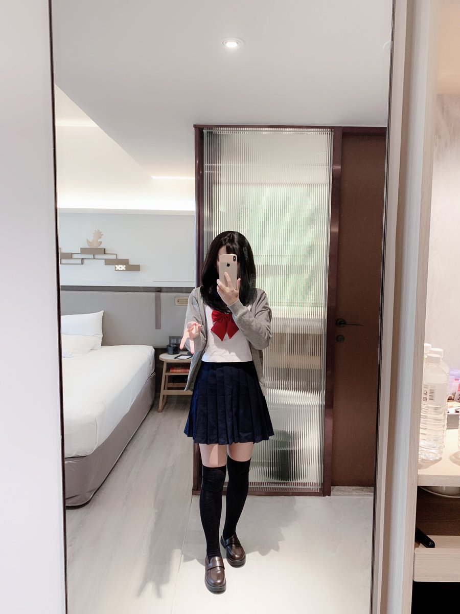 朋友們都覺得優咪是個可愛的女孩子
其實...💕 https://t.co/ZwT8BFkw1e