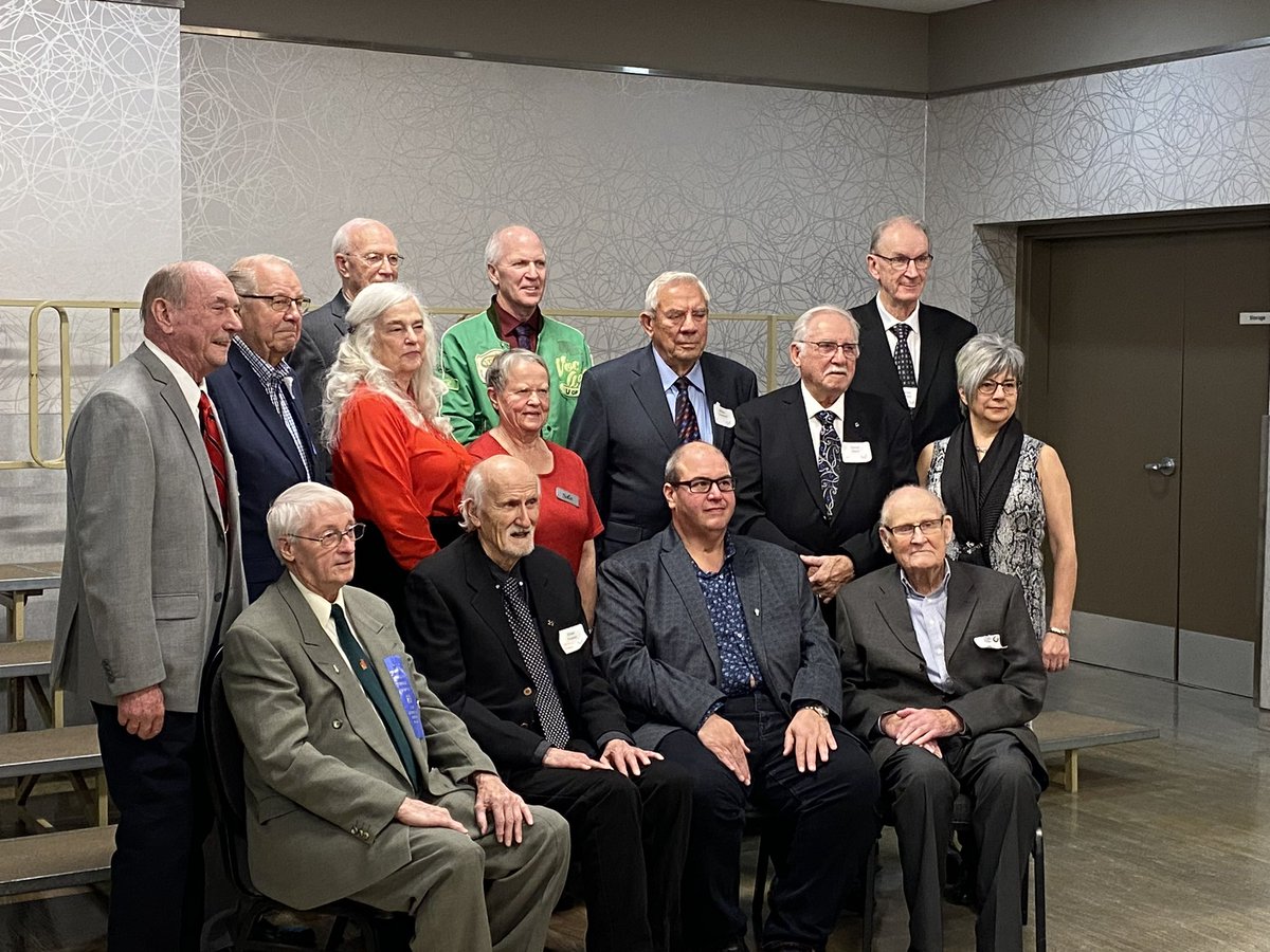 teetwodmt_duane's tweet photo. SAGA Ag Grad Banquet with Dad last night. He was Class of 54 I was 87. Great evening. #agisfamilies @saskaggrads @UofSAgros https://t.co/24kJ82p1BP