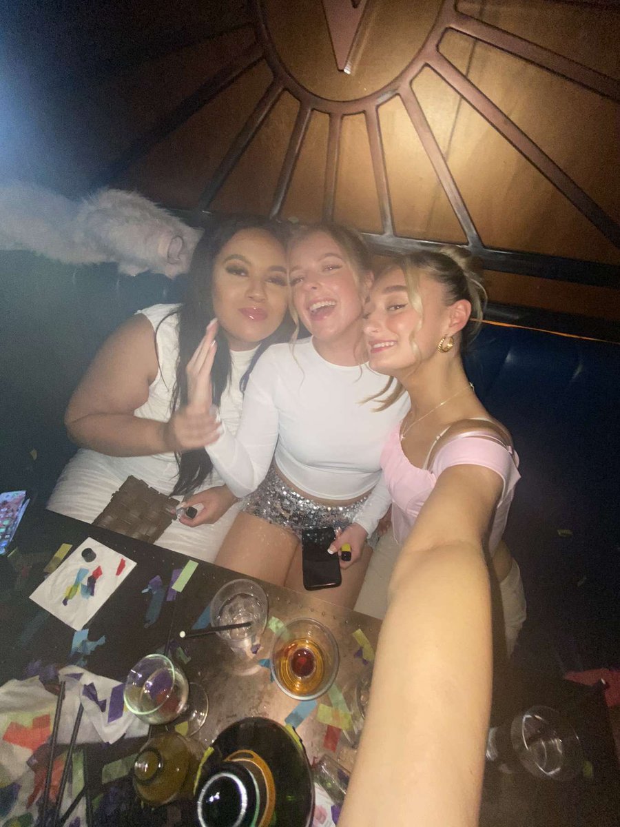 Abbie tweet media