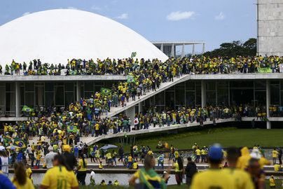 The acts of violence and vandalism that took place in Brasilia constitute an abhorrent attack on Brazil’s democratic institutions by people who are seeking to deny the right of Brazilians to vote for and elect the leaders of their choice. @hrw’s latest: hrw.org/breaking-news/…