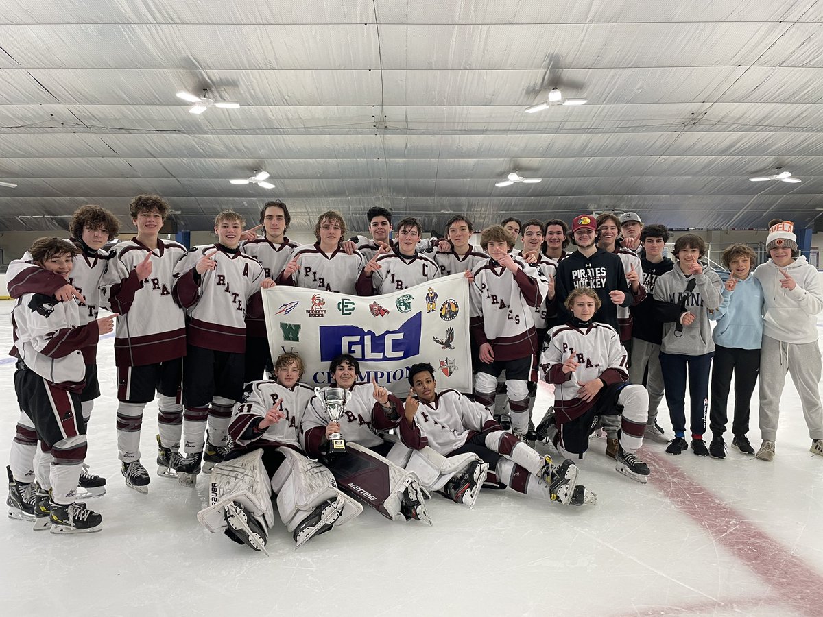 RRHSHockey's tweet image. 🎶 Back to back 🎶

Your GLC champions 🏆 #GoPirates🏴‍☠️