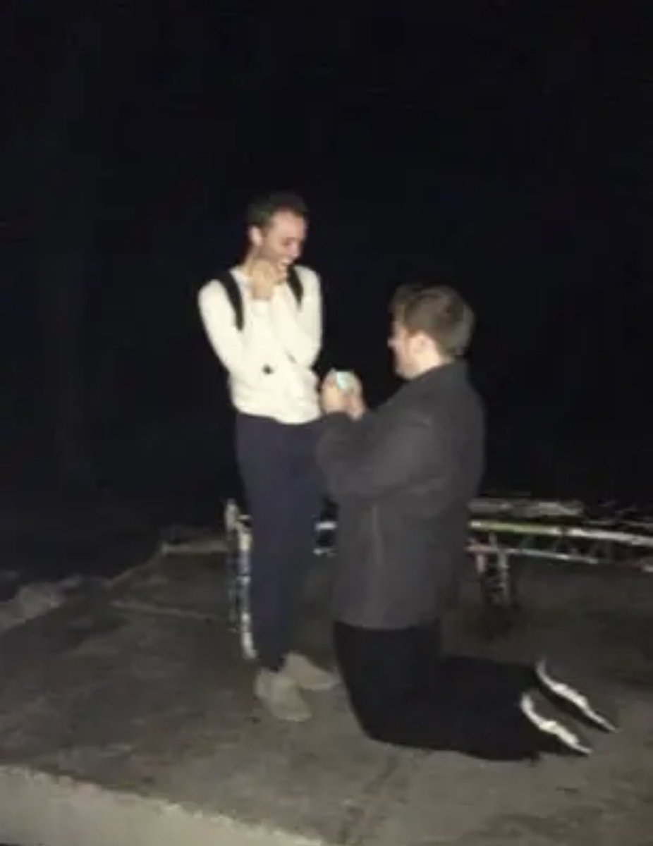 married2lili's tweet photo. lili just said why do i think youre gonna accidentally do that . 😭 https://t.co/cCYrovapau