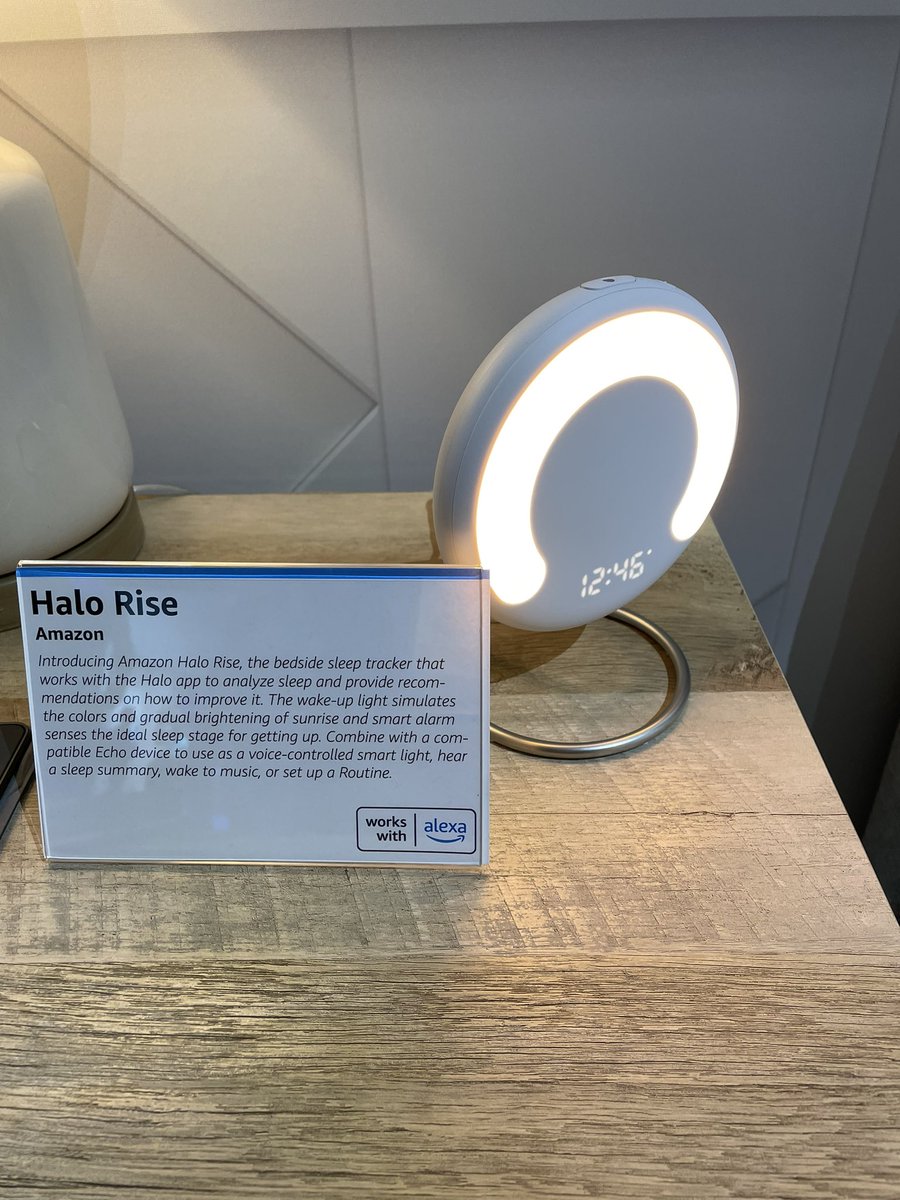 kalydeoo's tweet photo. [#CES2023] Amazon Halo Rise, permet avec l'application Halo d’analyser le sommeil et de fournir des recommandations pour l'améliorer. 

cc @ipfconline1 @chboursin @jblefevre60 @Xbond49 @LaurentAlaus @mallys_ @Fabriziobustama @PawlowskiMario @Khulood_Almani  #AmazonFrCES https://t.co/N2iMSo1DtK
