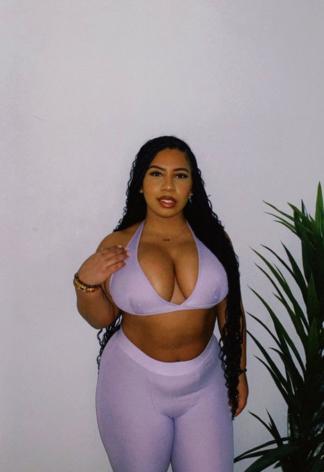 💫🤍 https://t.co/AwSD2hNUtO