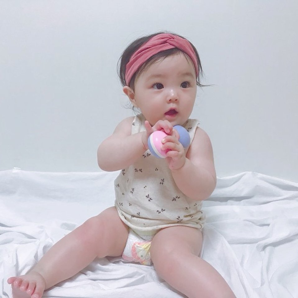 Alguien despertó de su sienta, será que me la como a besos... ?