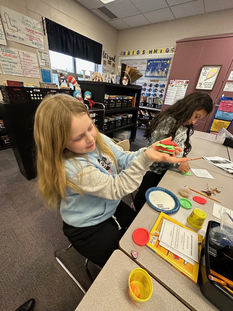 Last week, Miss Robert’s class had 2 full days of science fun! They learned about fossils, including how they’re created and what information they can gain from analyzing them. They then created their own layers to show how fossils are created over time. <a href="/csfhotdogs/">Community Schools of Frankfort</a>
