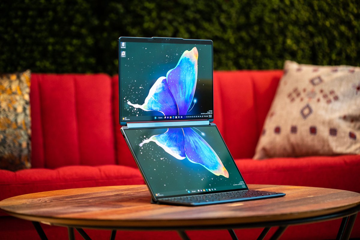verge's tweet photo. Lenovo’s dual-screen laptop is remarkable https://t.co/MrRvA6K3Uv https://t.co/SvqK0CUAWO
