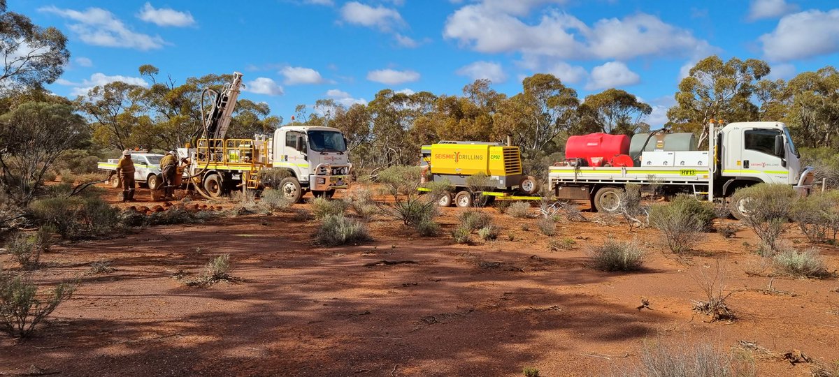 ASX_Empire's tweet photo. Aircore drilling recommences at Penny's - https://t.co/Xm7JnAY6jk plus strong gold mineralisation in re-split samples https://t.co/HFugP6ym6K https://t.co/u5x6OBTjsj