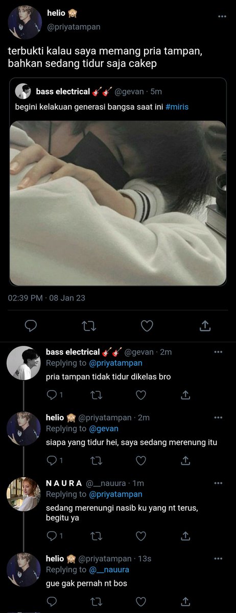 cappucinoscript's tweet photo. 13. Ketika dikelas https://t.co/QToWSiupVs