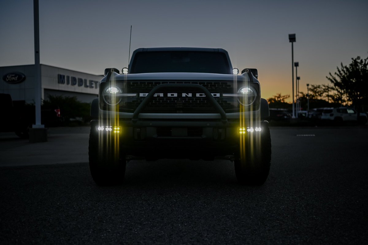 MiddMotorsports's tweet photo. Looking for #bronco content stay tuned #firstedition #bajadesigns #ford #newbronco #sumrise #middletonmotorsports https://t.co/7Up9GEg6ud
