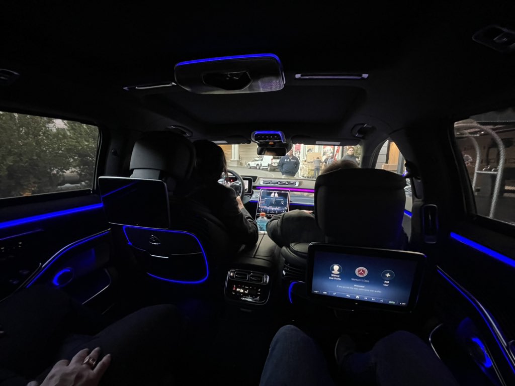 simongauntlett's tweet photo. Lucky enough to grab a lift back to the airport in the @Dolby Atmos equipped @MercedesBenz Maybach #CES2023 luxury https://t.co/2JkTPgLAiB