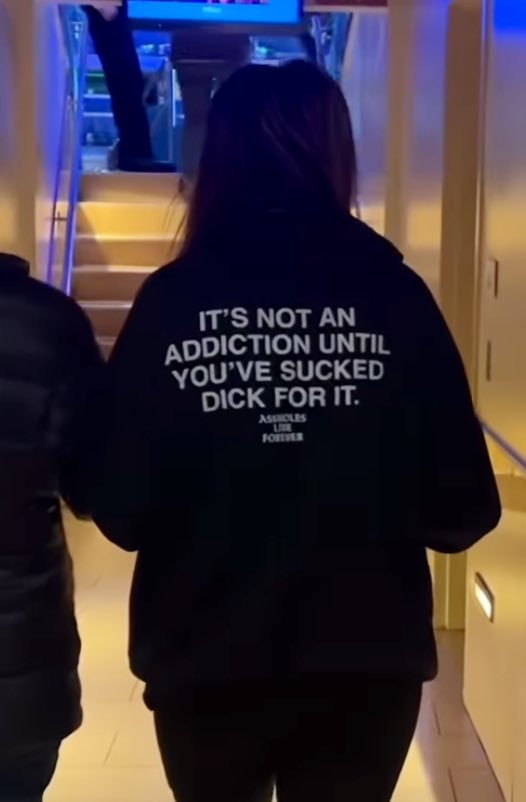 shirtsthtgohard's tweet photo. https://t.co/Ht61u7rdqt