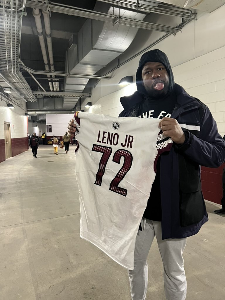 jennifermleno72's tweet photo. HE LISTENED. Game worn jersey giveaway loading… 😝 #WPMOYChallenege leno https://t.co/NofGvqECPj