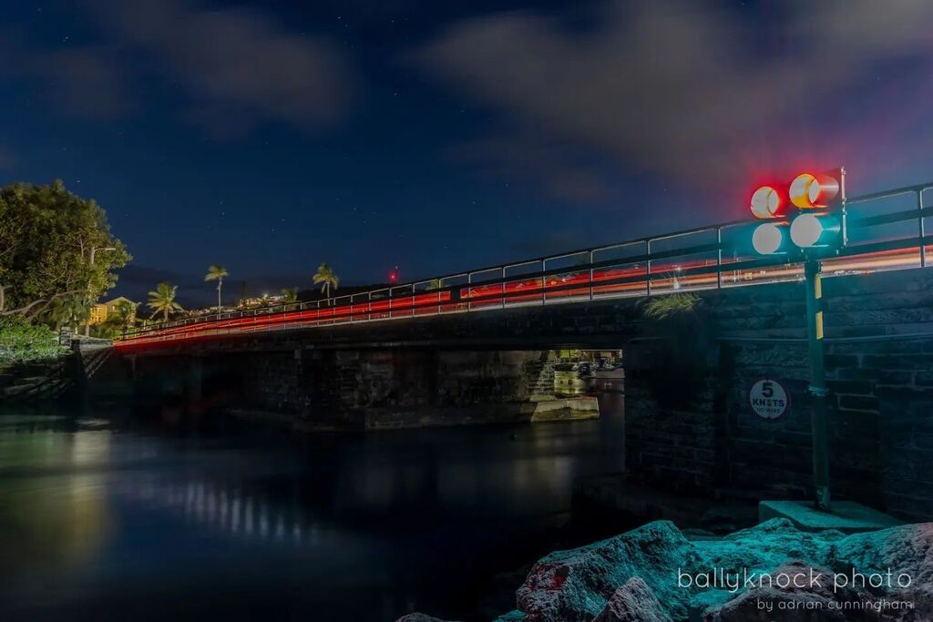 A night time view of Flatts Bridge
.
.
.
.
.
.
#bermuda #ballyknockphoto #flattsbridge #ahhbermuda #wearebermuda #bermudatriangle #longexposureoftheday #longexposurephotography #longexpoelite #nightphotography #nightshooters #instagram #bermudadreaming #… instagr.am/p/CnLPFGpu1bT/